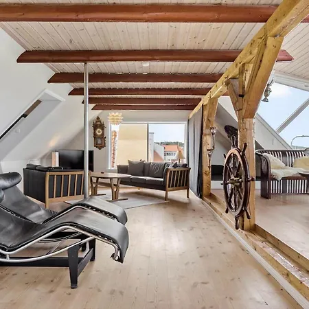 6779-allinge-sdr-strandvej-5 בית נופש