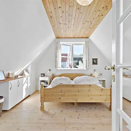 6779-allinge-sdr-strandvej-5 *