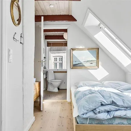 Semesterbostad 6779-allinge-sdr-strandvej-5 *